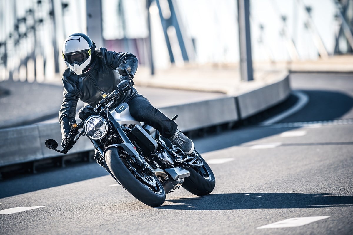 תערוכת EICMA 2017: ראיון מצולם עם מנכ"ל אופנועי הוסקוורנה