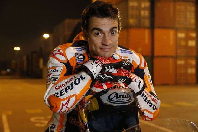 דני פדרוסה פורש מה-MotoGP ומראיין עצמו