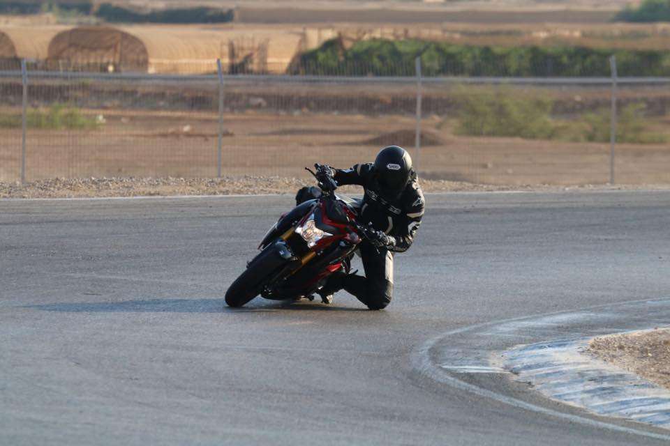 יום מסלול עם סוזוקי GSXS 1000 בפצאל  – כיף לא נורמלי
