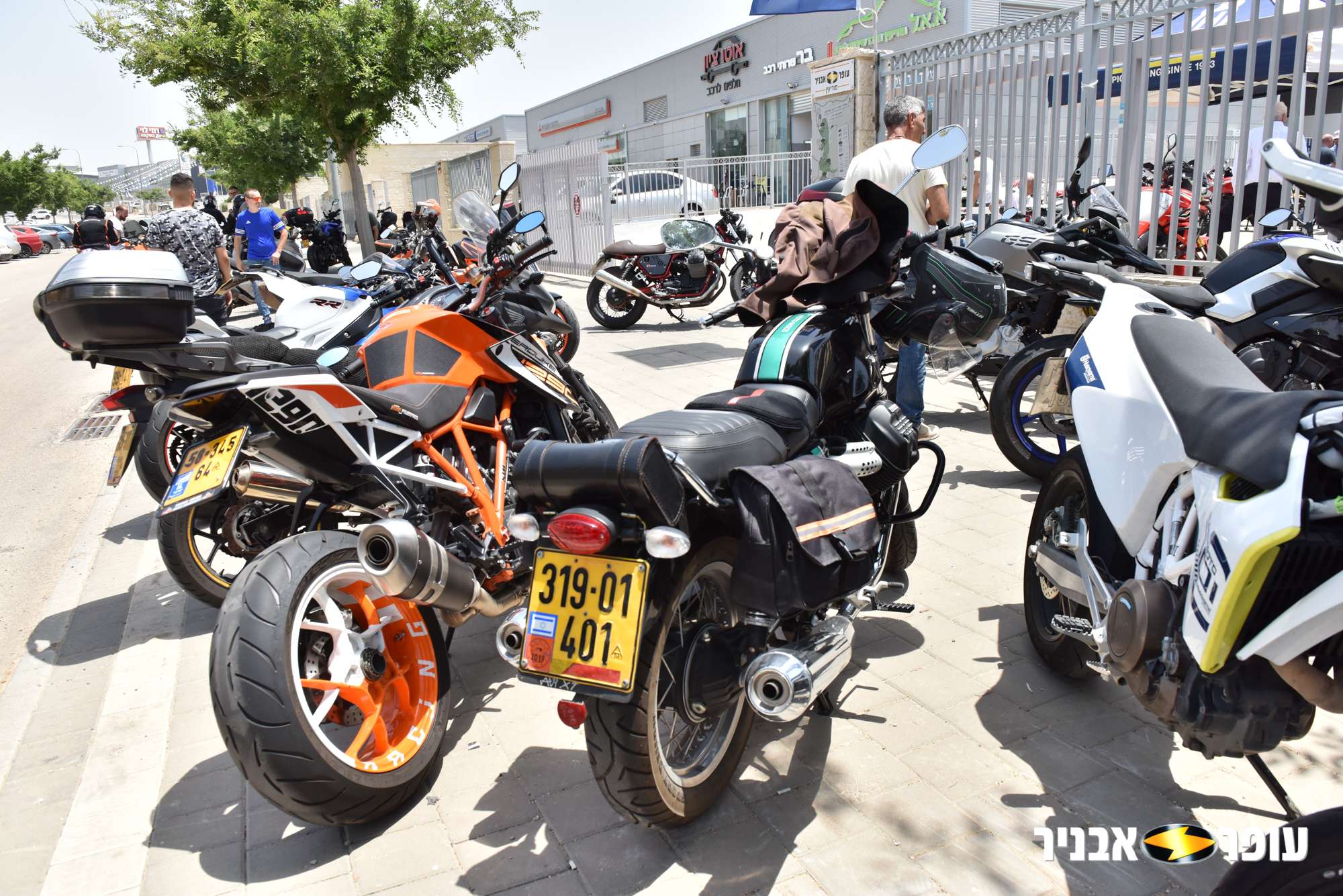 אחוות אופנוענים או: לאינטרנט אין גבולות – קישור להוכחה נפלאה