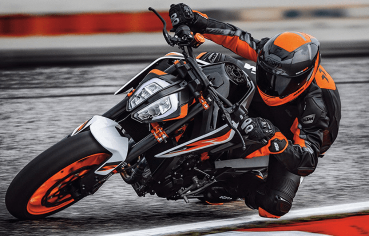 KTM 890R