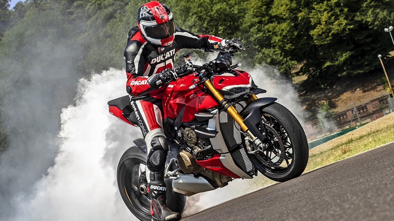 EICMA 2019: דוקאטי מציגים את ה-V4 סטריטפייטר