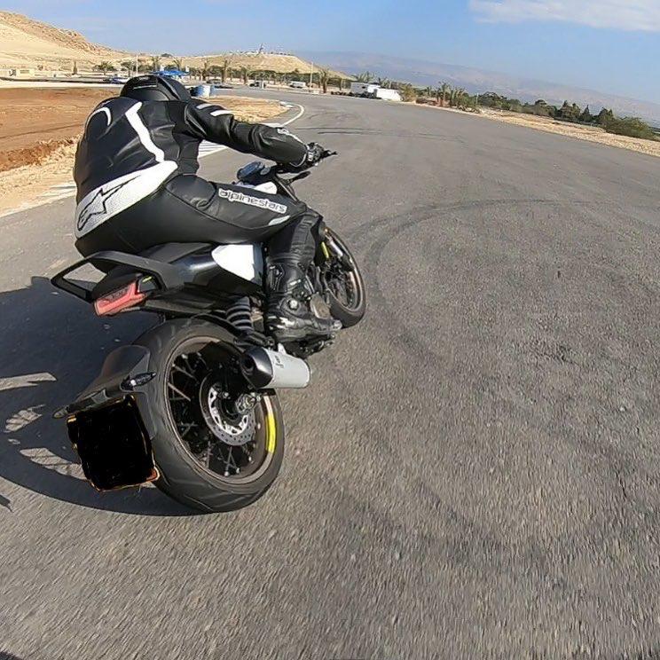 קו הרכיבה הנכון – מהו Racing Line?