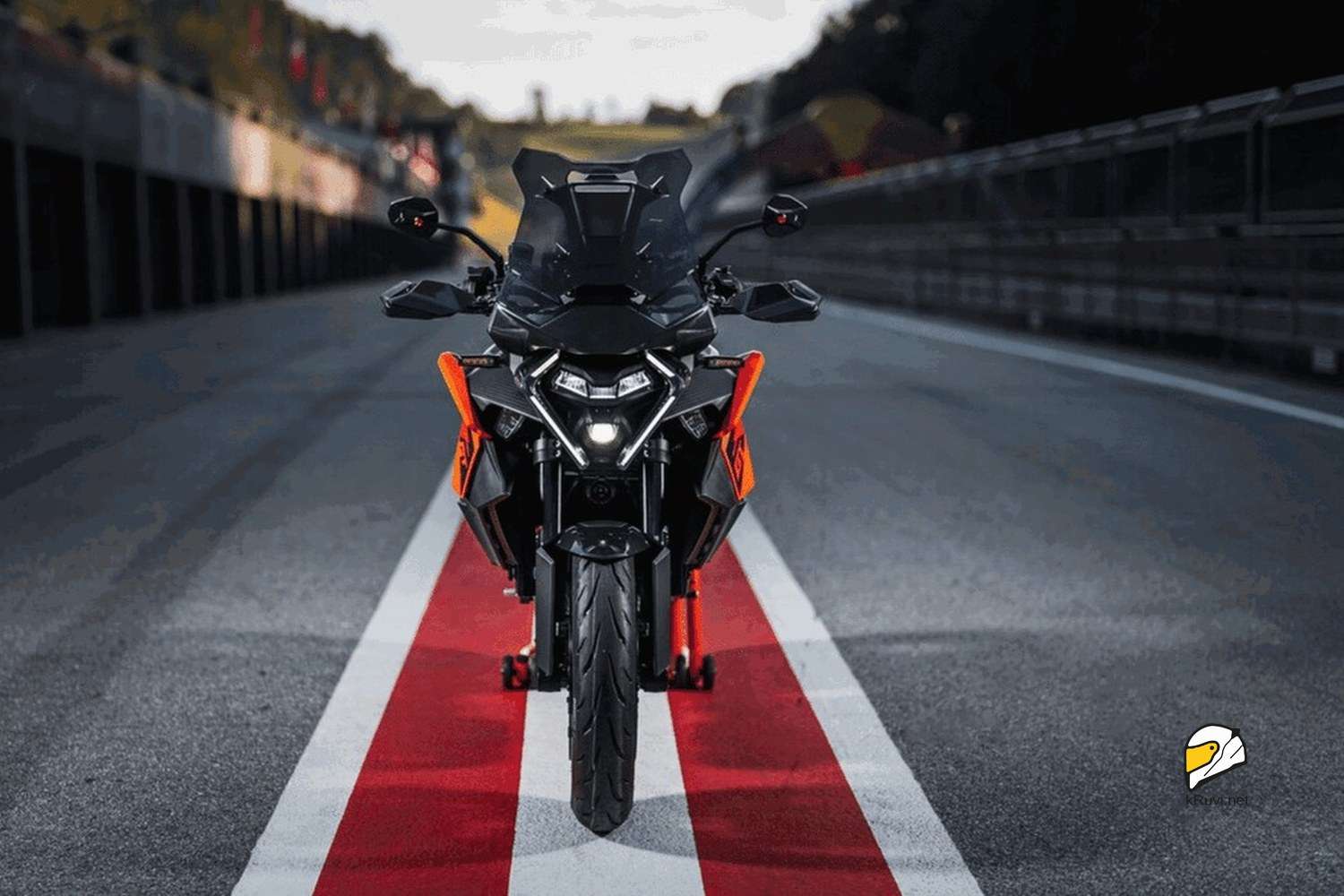 הוא חוזר! הסופר דיוק GT 1390 של KTM ל-2027